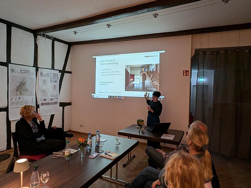 Treibhaus-Menü Münnerstadt Treibhaus-Menü Münnerstadt: Austausch zur Konzeptentwicklung Quartiermanagement