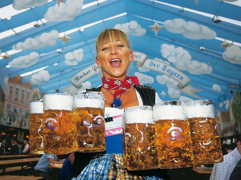 Seit Samstag geht es in den 15 Bierzelten auf dem M&uuml;nchner Oktoberfest wieder hei&szlig; her. Ausgeschenkt wird traditionell nur Bier aus M&uuml;nchen. Dabei h&auml;tte Bayern viel mehr Bierkultur zu bieten&nbsp;&ndash; vor allem Franken. Ist ein Umdenken m&ouml;glich?