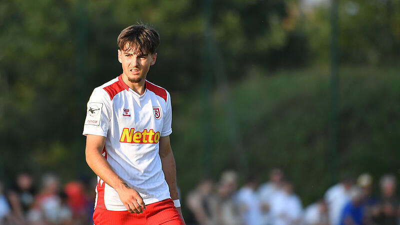Der geb&uuml;rtige Coburger Dustin Forkel hat in Regensburg noch einiges an Luft nach oben.