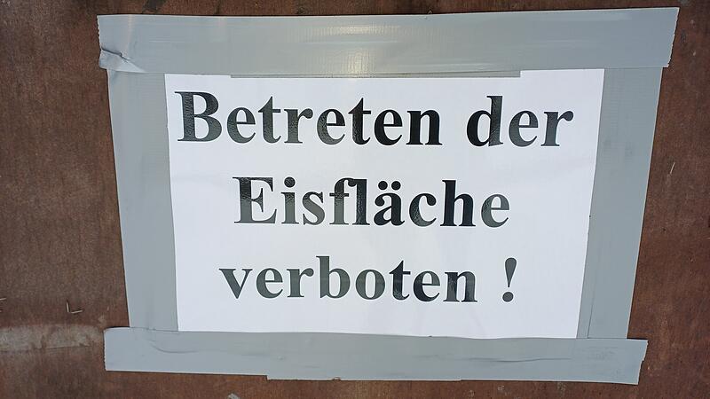 Badesee Eisfl&auml;che