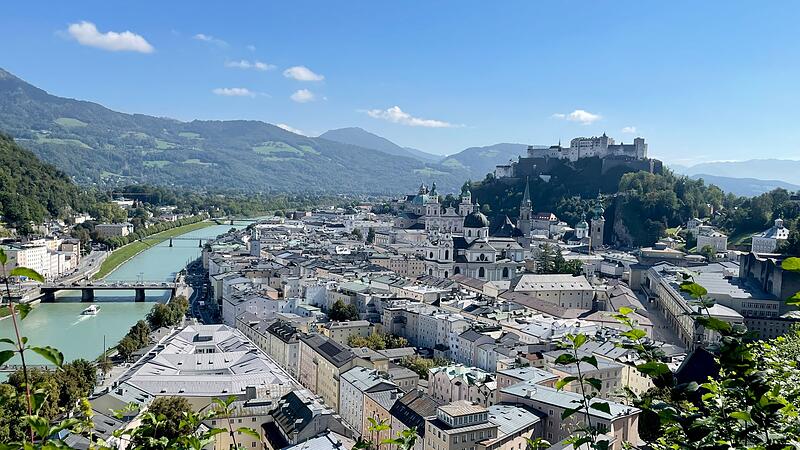 Ausblick vom Mönchsberg auf Salzburg
