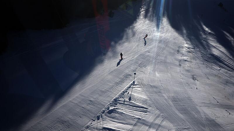 Skigebiet im Allgäu startet trotz milder Temperaturen Skigebiet im Allgäu startet trotz milder Temperaturen