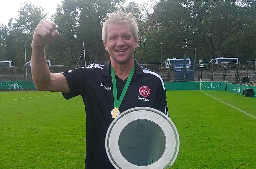 Der langjährige Düsseldorfer Bundesliga-Profi Carlo Werner ist Teil des Traditionsteams des 1. FC Nürnberg. Der langjährige Düsseldorfer Bundesliga-Profi Carlo Werner ist Teil des Traditionsteams des 1. FC Nürnberg.