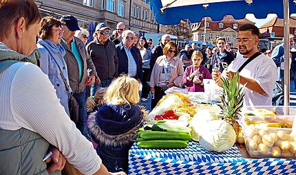 Im Vorjahr zog das Drei-Länder-Treffen mit seinen verschiedenen Angeboten viele Besucher an. Heike Schülein Im Vorjahr zog das Drei-Länder-Treffen mit seinen verschiedenen Angeboten viele Besucher an. Heike Schülein