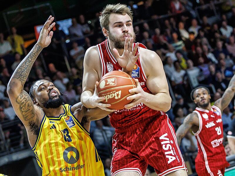 J'Wan Roberts und Moritz Krimmer J'Wan Roberts und Moritz Krimmer