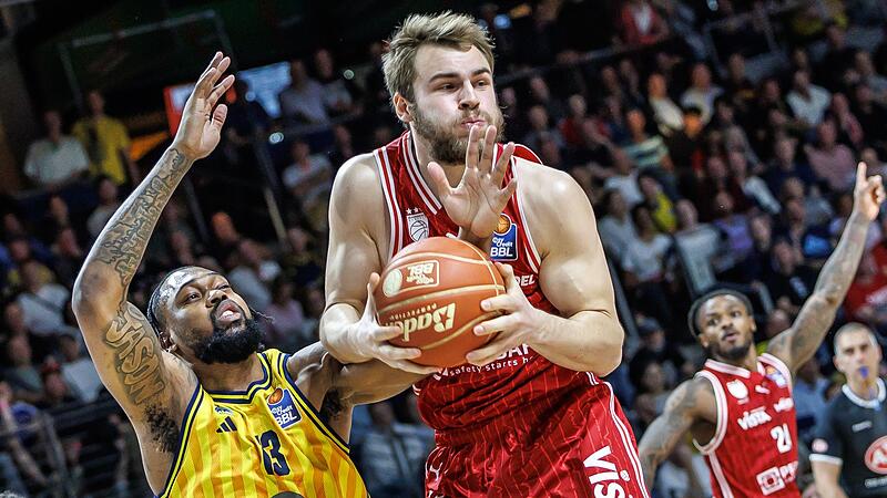 J'Wan Roberts und Moritz Krimmer J'Wan Roberts und Moritz Krimmer