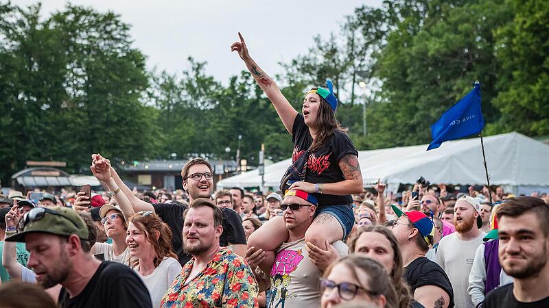 Tausende Festivalgäste feierten friedlich zu ihren Lieblingsbands.