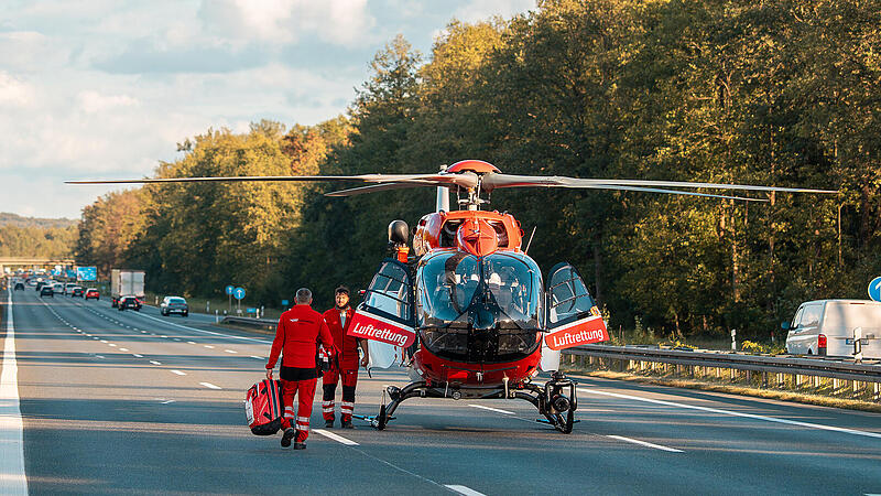 Kleinlaster kracht auf A3 bei Erlangen in Lkw Kleinlaster kracht auf A3 bei Erlangen in Lkw