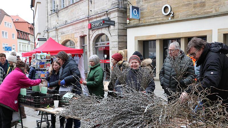 Beste Laune herrschte bei Besuchern und Händlern beim Jahrmarkt in Forchheim.Forchheim & Fränkische Schweiz Beste Laune herrschte bei Besuchern und Händlern beim Jahrmarkt in Forchheim.Forchheim & Fränkische Schweiz