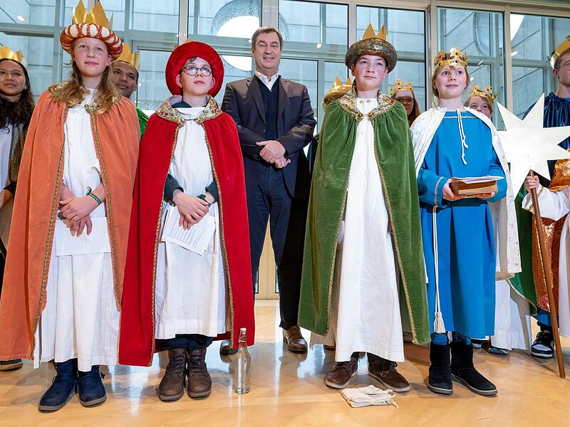 Ministerpr&auml;sident S&ouml;der empf&auml;ngt Sternsinger