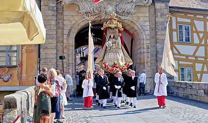 So bewegend war die Marienprozession durch die Bamberger Innenstadt