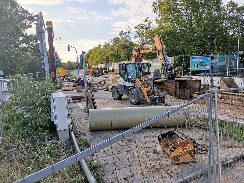 Blick auf die Baustelle Forchheimer Stra&szlig;e: Alles l&auml;uft nach Plan.