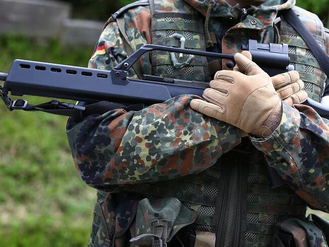 Schießübung bei der Bundeswehr