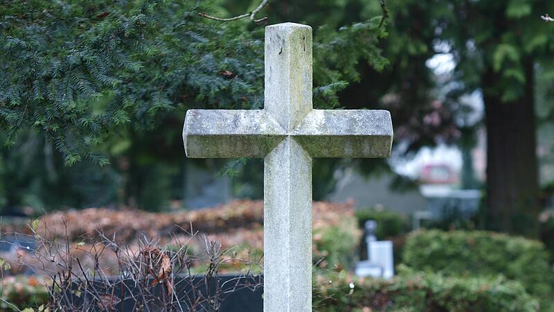 Geb&uuml;hren f&uuml;r Friedhof und Bestattungen Stadt Coburg steigen