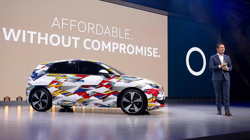 Weltpremiere: Thomas Schäfer, Mitglied des Konzernvorstands von Volkswagen, präsentierte vor Beginn der IAA Mobility in München den ID.Polo.