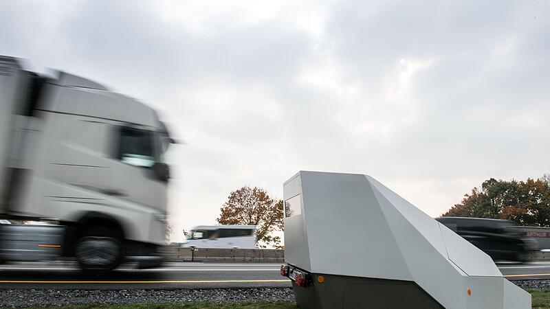 Mobile Anlage zur Geschwindigkeitsmessung