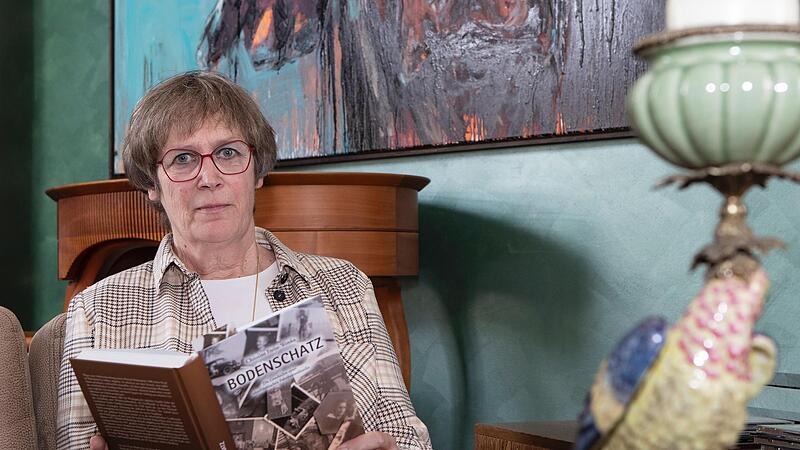 Bis heute bewohnt Christine Freise-Wonka das Haus, das einst der jüdischen Familie Kahn gehörte. Bis heute bewohnt Christine Freise-Wonka das Haus, das einst der jüdischen Familie Kahn gehörte.
