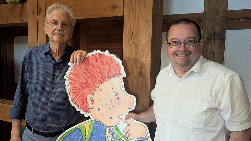 Das Sams-Museum entsteht in Hallstadt: Sams-Autor Paul Maar (links) und B&uuml;rgermeister Thomas S&ouml;der wollen bis Dezember 2027 das Museumsprojekt realisiert haben.