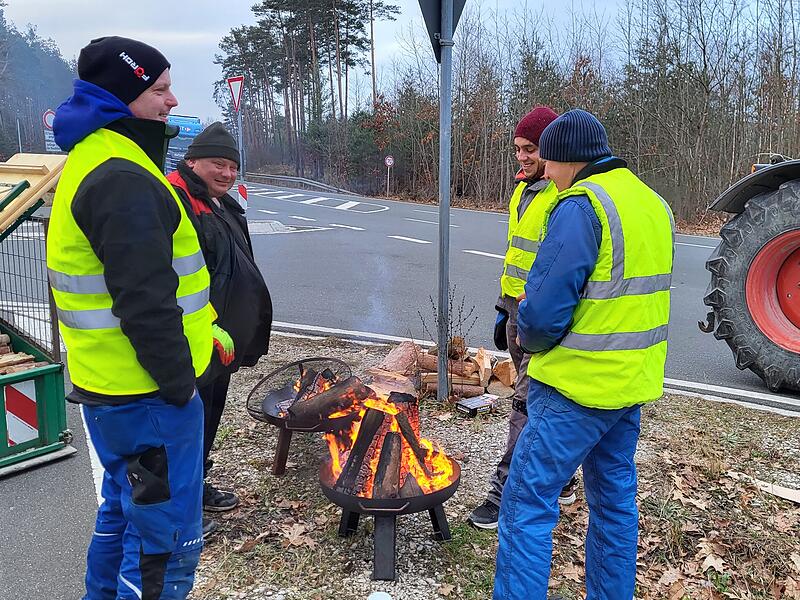 Bauernproteste St2259 bei Zeckern Bauernproteste St2259 bei Zeckern