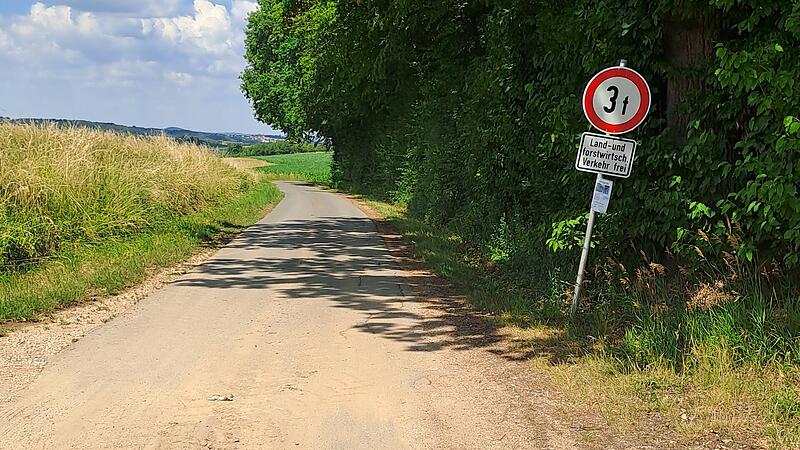 Dieser Schleichweg in Dobenreuth ist umstritten.Forchheim & Fränkische Schweiz Dieser Schleichweg in Dobenreuth ist umstritten.