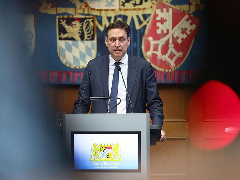 Zwischenbilanz Zentralstelle Korruption im Gesundheitswesen