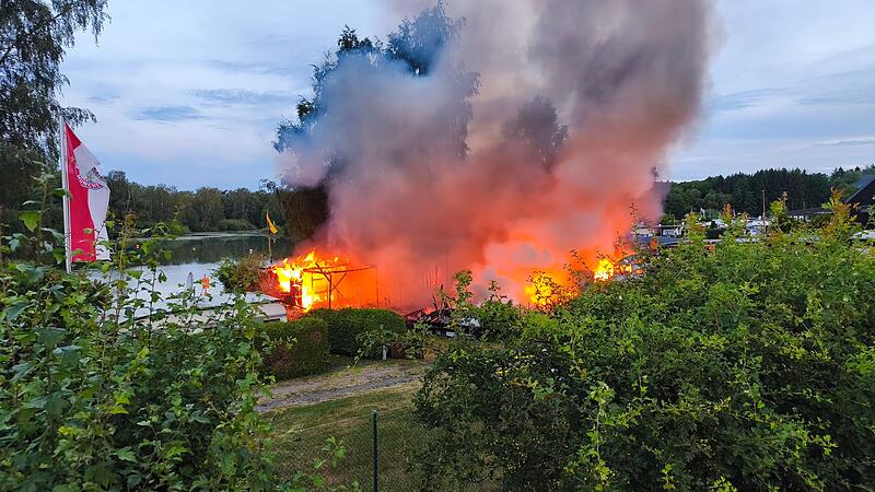 Brand auf Campingplatz Brand auf Campingplatz