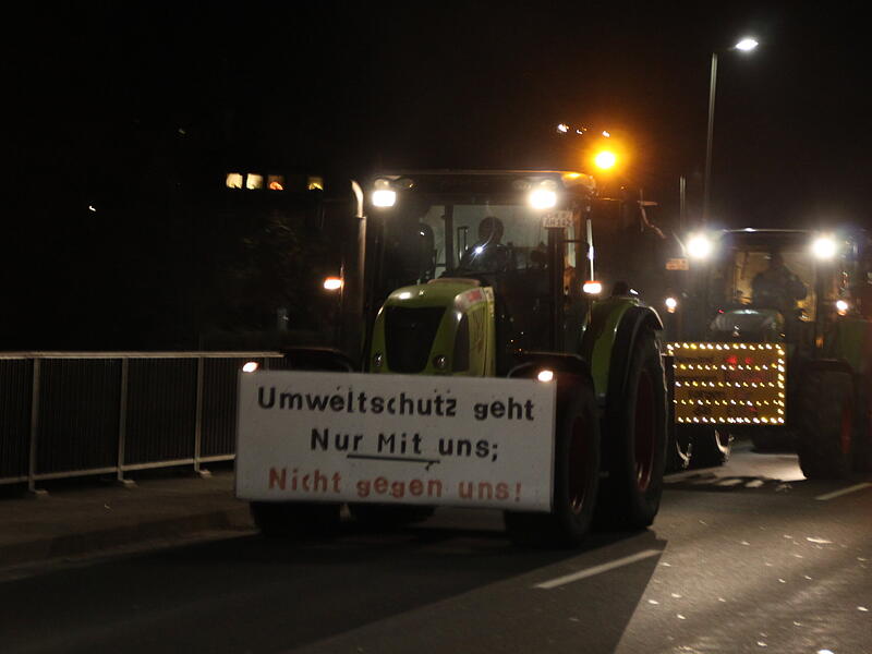 Die Kritik richtetet sich klar in Richtung der Ampelparteien in Berlin.