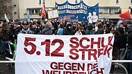 Bundesweiter Schulstreik gegen Wehrpflicht