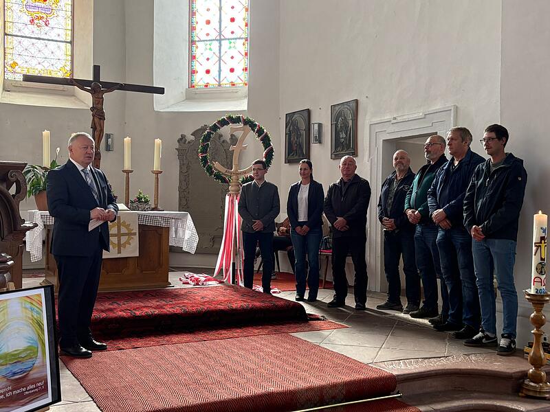 Vereidigung der neuen Feldgeschworenen.