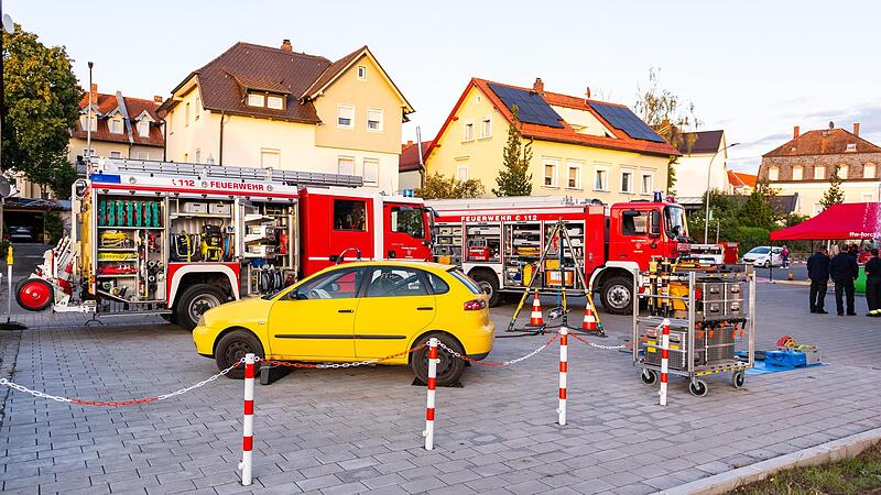 Die Feuerwehr Forchheim hat am Samstag viele Interessierte zur bundesweit stattfindenden „Langen Nacht der Feuerwehr“ eingeladen.Forchheim & Fränkische Schweiz Die Feuerwehr Forchheim hat am Samstag viele Interessierte zur bundesweit stattfindenden „Langen Nacht der Feuerwehr“ eingeladen.Forchheim & Fränkische Schweiz