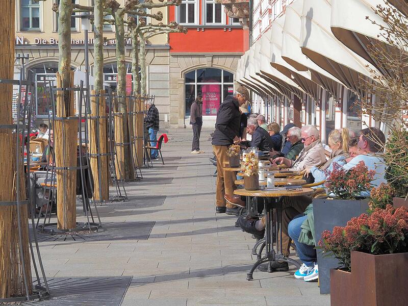Marktplatz Coburg: &Auml;nderungen bei Gastronomie vor Stadthaus