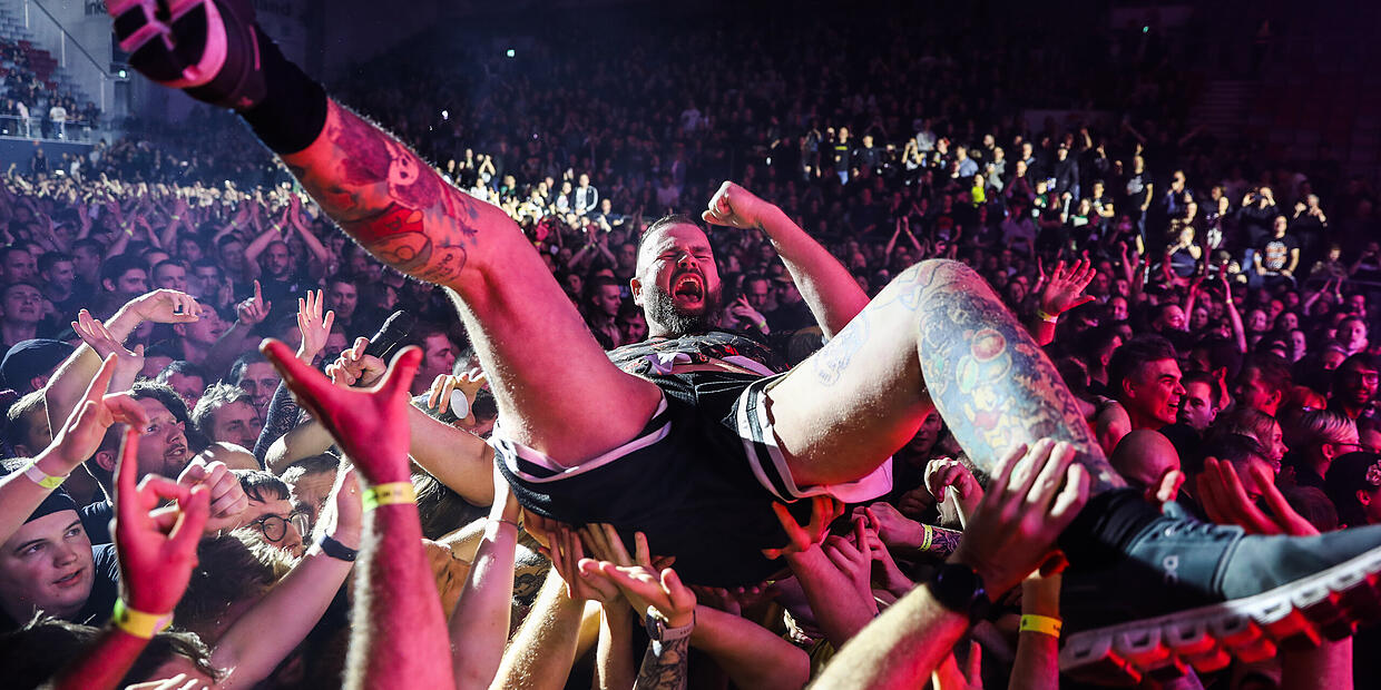 Feine Sahne Fischfilet punk rock in Bamberg