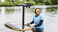 eFoilen in BambergIn Bamberg kann man jetzt &uuml;bers Wasser fliegen!