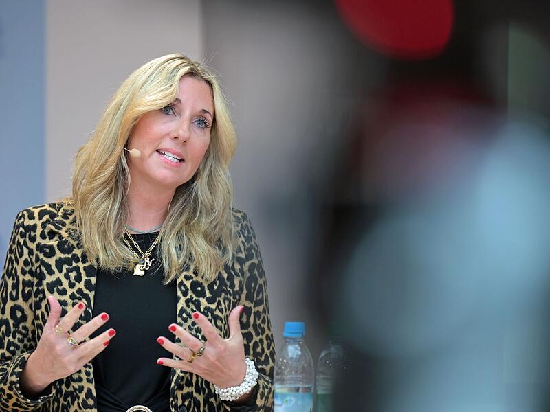 Schulstart mit Kultusministerin Stolz