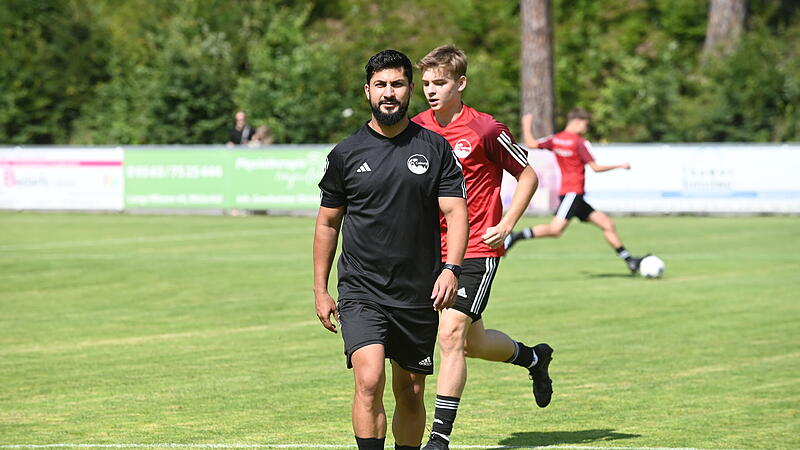 Ertan Sener verl&auml;sst den FC Coburg als Trainer und schreitet in Richtung Ebersdorf.