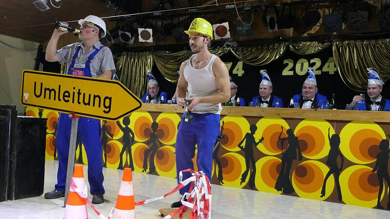 Ho und Flo (von links: Thomas Braun und Florian Schn&ouml;s) erlebten als Bauarbeiter so manchen Anekdote.