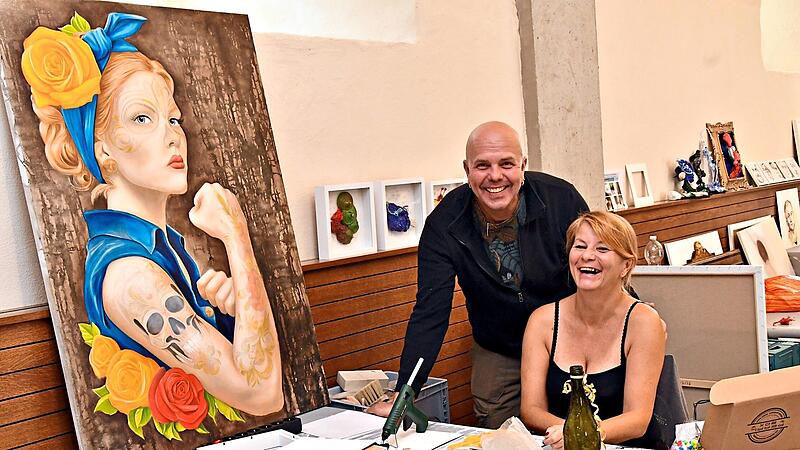 Mit v&ouml;llig neuen 3D-Techniken arbeitet Dr. Iwa Kruczkowska-Kr&ouml;l. Ihr blickt Volker Wunderlich vom F&ouml;rderverein &uuml;ber die Schulter. Stephan Herbert Fuchs