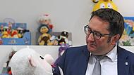 Münchner Ministerium will Heunec-Plüschtiere verschenken