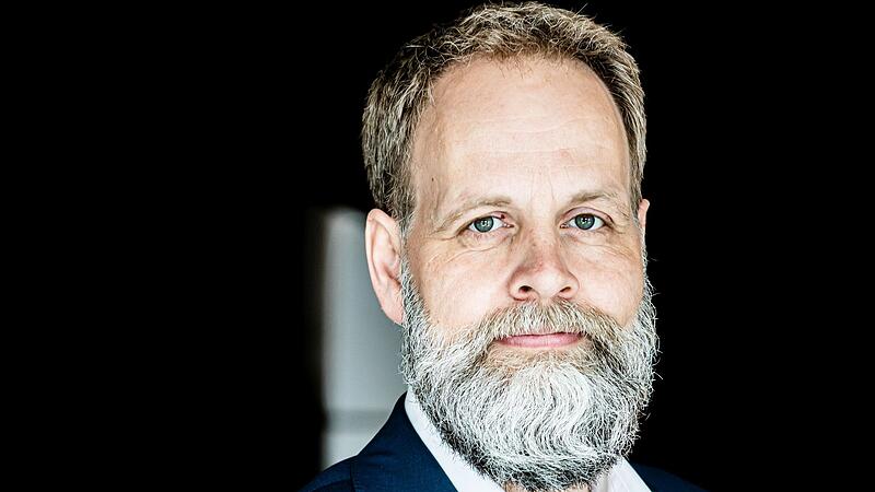 Fritz Fr&ouml;mming verl&auml;sst das Landestheater zum Ende der Spielzeit 2022/2023.