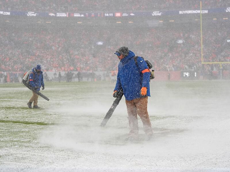 Denver Broncos - New England Patriots Denver Broncos - New England Patriots