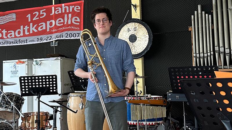 Jonathan Knoch leitet nun die Musikschule in H&ouml;chstadt und die Blaskapelle in Zentbechhofen.