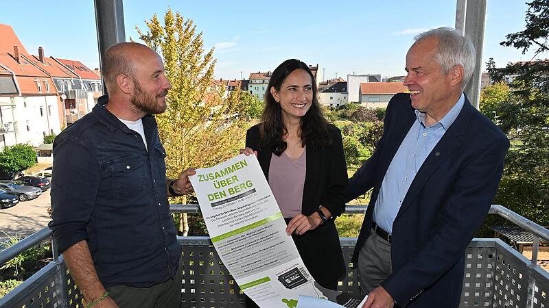 Sie wollen das Thema psychische Gesundheit entstigmatisieren: Matthias Wiechert, Leiter des sozialpsychiatrischen Dienstes Oase (links), Stefanie Gottschlich, Gesch&auml;ftsf&uuml;hrerin der Gesundheitsregion plus und Prof. Dr. J&ouml;rg Wolstein von der Uni Bam...