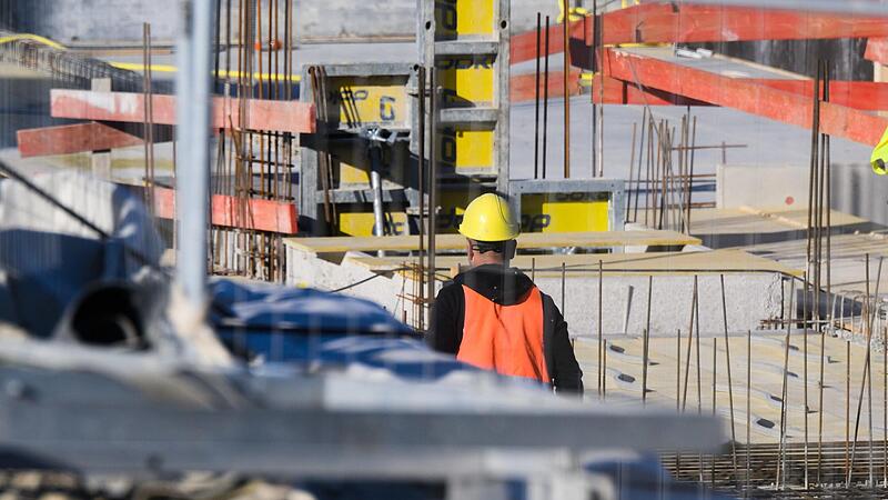 So lange nicht mehr gebaut wird, entspannt sich der Wohnungsmarkt nicht. Allerdings wird dar&uuml;ber diskutiert, ob die Mietpreisbremse ein taugliches Mittel zur Verbesserung der Situation ist.