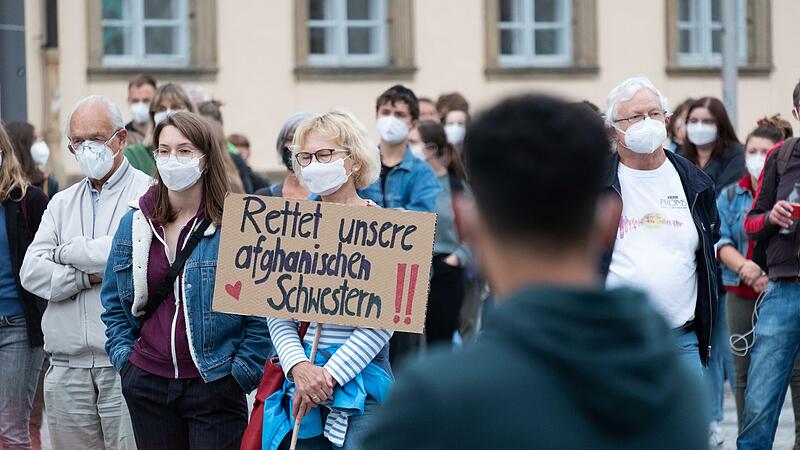 Die Botschaften aus Bamberg sind eindeutig: Rettet die Menschen aus Afghanistan.