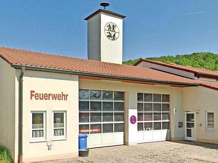 Die Feuerwehren Oberschleichach und Unterschleichach schlie&szlig;en sich zur Feuerwehr Schleichach zusammen. Als k&uuml;nftiger Hauptst&uuml;tzpunkt ist das Feuerwehrhaus in Unterschleichach vorgesehen.