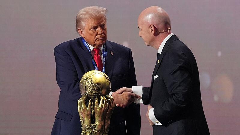 Donald Trump (l) und Gianni Infantino Donald Trump (l) und Gianni Infantino