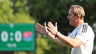 Wenn die Null steht, kann der Schweinfurter Trainer ganz gut damit leben: Marc Reitmaier, hier beim 2:1-Sieg gegen Unterhaching beim Saisonfinale 2022/23. Wenn die Null steht, kann der Schweinfurter Trainer ganz gut damit leben: Marc Reitmaier, hier beim 2:1-Sieg gegen Unterhaching beim Saisonfinale 2022/23.
