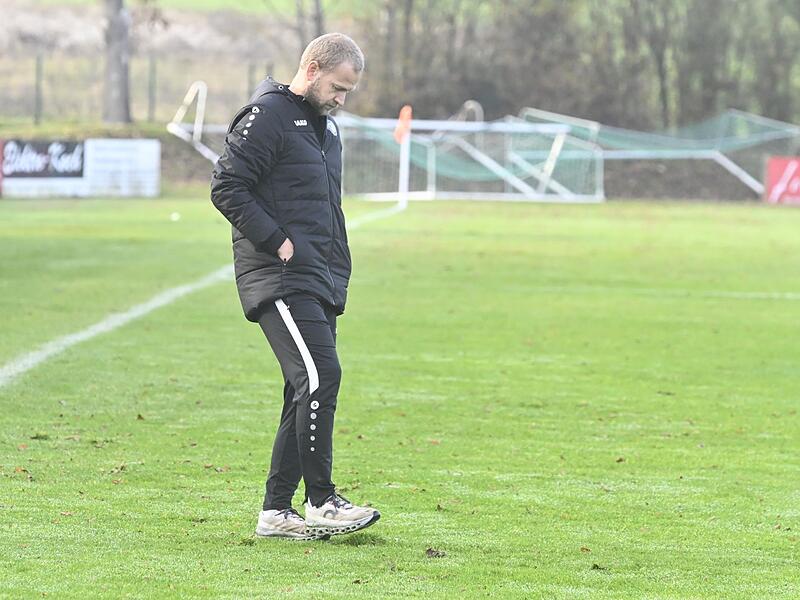 Rasen-T&Uuml;V: Sylvia-Trainer Jakob Engelmann &uuml;berl&auml;sst nichts dem Zufall.