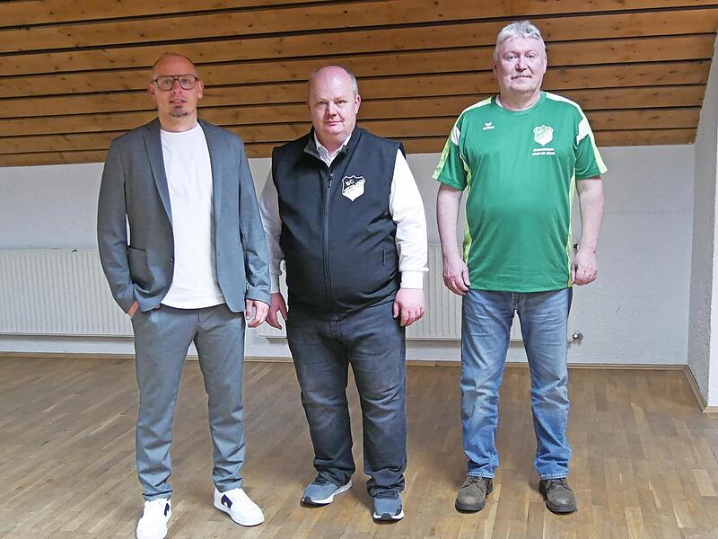 Der neu gew&auml;hlte Vorstand des SC Hertha Aisch (v.l.): Heiko Geyer (2. Vorstand), Andreas Gambel (1. Vorstand) und R&uuml;diger Galle (3. Vorstand).