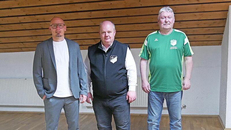 Der neu gew&auml;hlte Vorstand des SC Hertha Aisch (v.l.): Heiko Geyer (2. Vorstand), Andreas Gambel (1. Vorstand) und R&uuml;diger Galle (3. Vorstand).